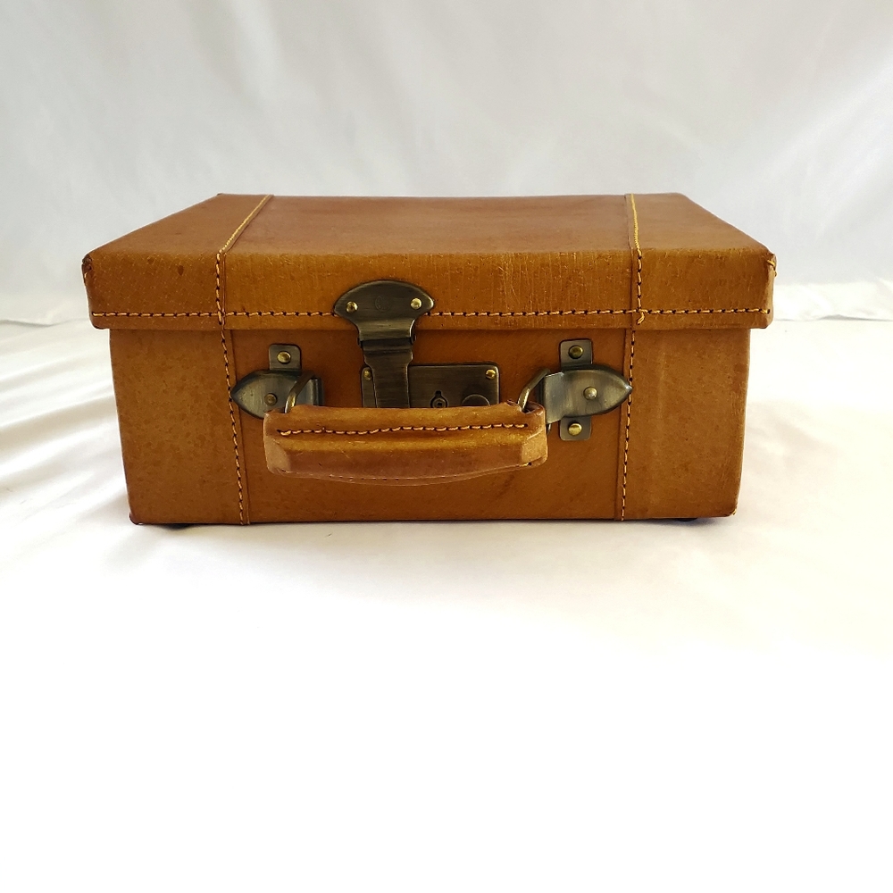 Vintage Small Leather Suitcase.  Display/Home Decor/ Travel